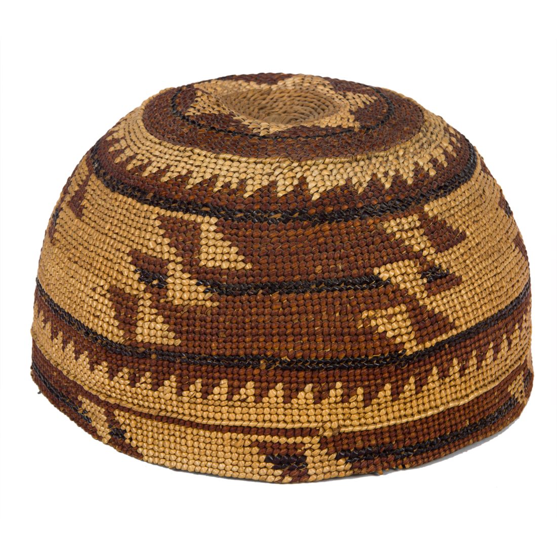 Appraisal: A NORTHWEST CALIFORNIA BASKETRY HAT A Northwest California basketry hat