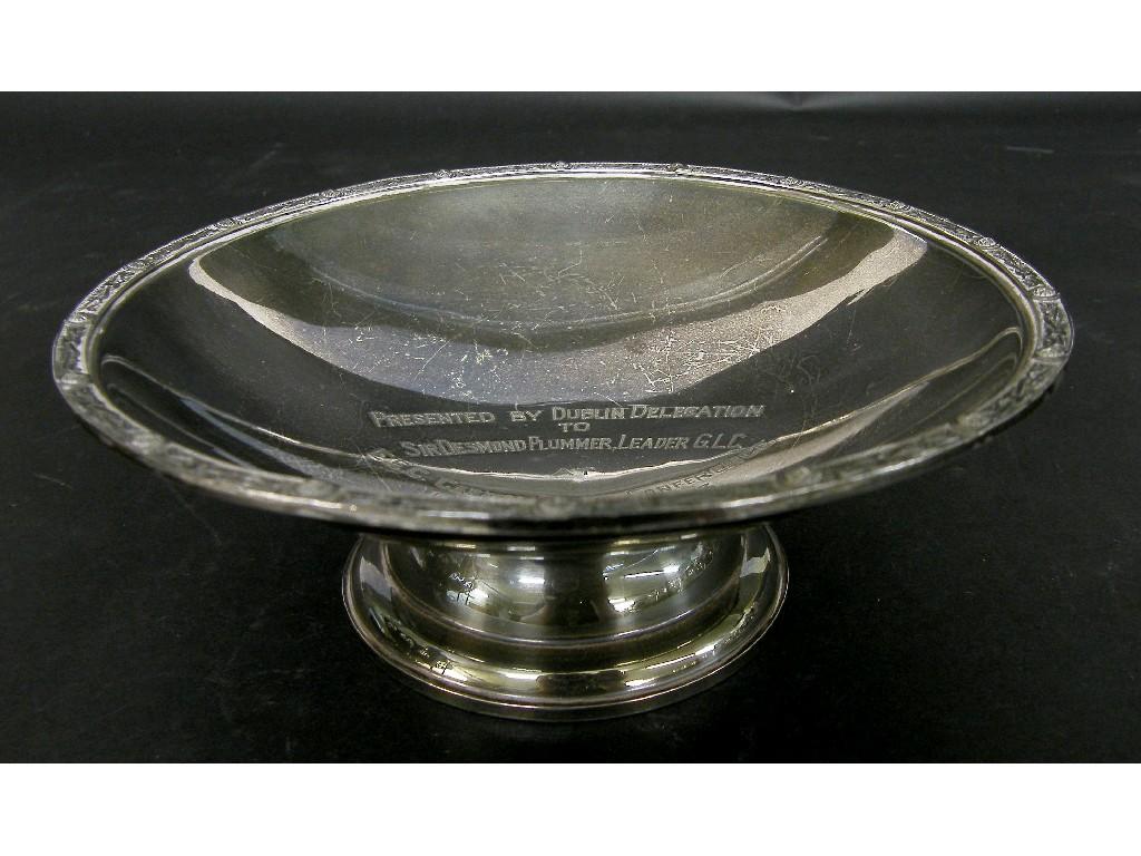 Appraisal: Irish silver pedestal presentation dish with moulded Celtic rim and