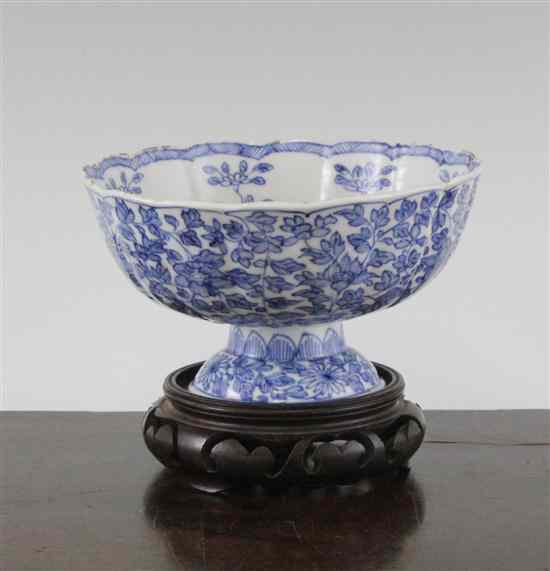 Appraisal: A Chinese blue and white footed bowl Kangxi period -