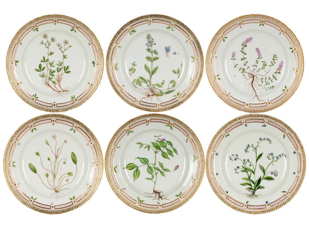 Appraisal: SIX ROYAL COPENHAGEN FLORA DANICA DINNER PLATESblue wave and green