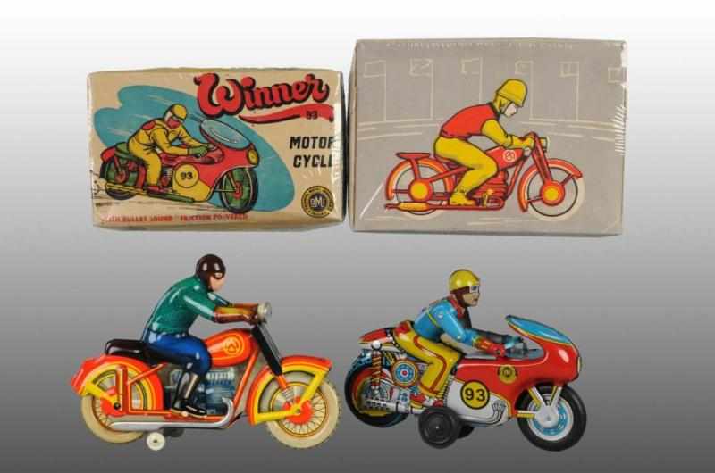 Appraisal: Lot of Tin Foreign-Made Motorcycle Toys Description Working Includes one