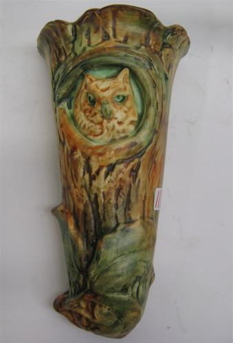 Appraisal: AN AMERICAN WELLER POTTERY OWL WALL POCKET early th C