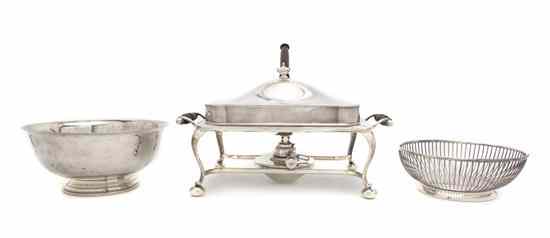 Appraisal: An English Silverplate Entree on Stand lacking warmer together with