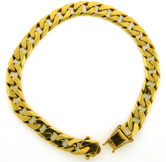 Appraisal: JEWELRY K Chain link bracelet yellow gold flat cable link