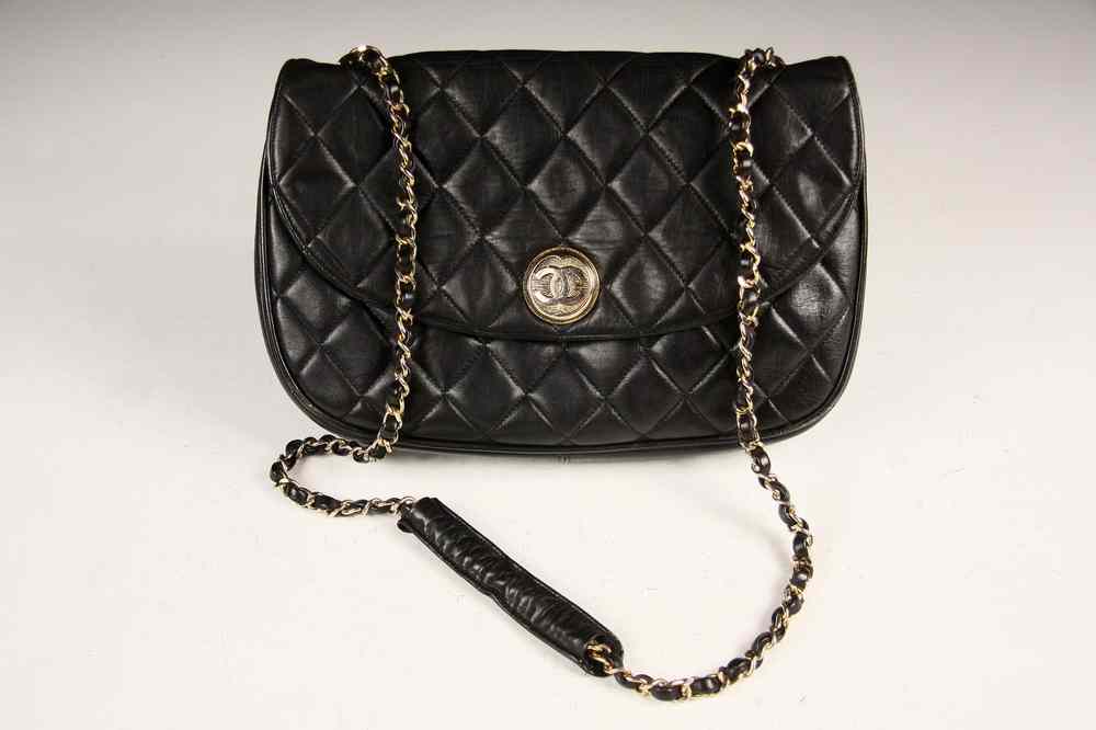 Appraisal: Vintage Chanel Handbag - Black Diamond Quilted Lambskin Leather S