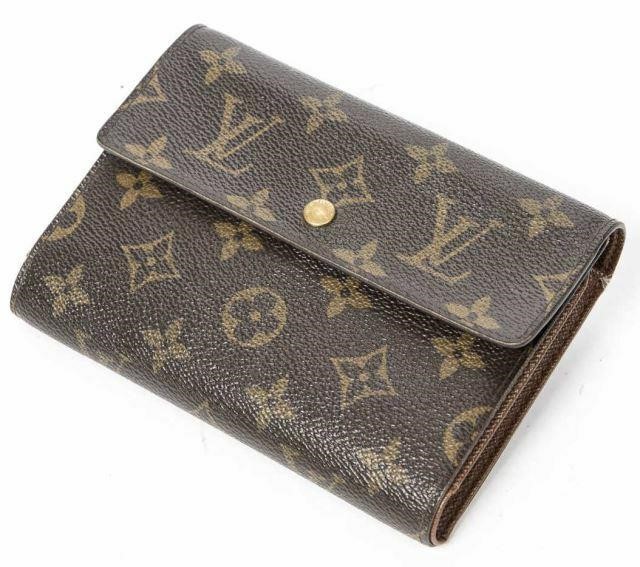 Appraisal: Louis Vuitton organizer wallet in monogram coated canvas with brass