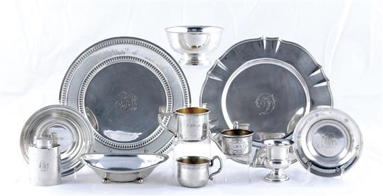 Appraisal: Collection of sterling serving dishes and trays Revere bowls H