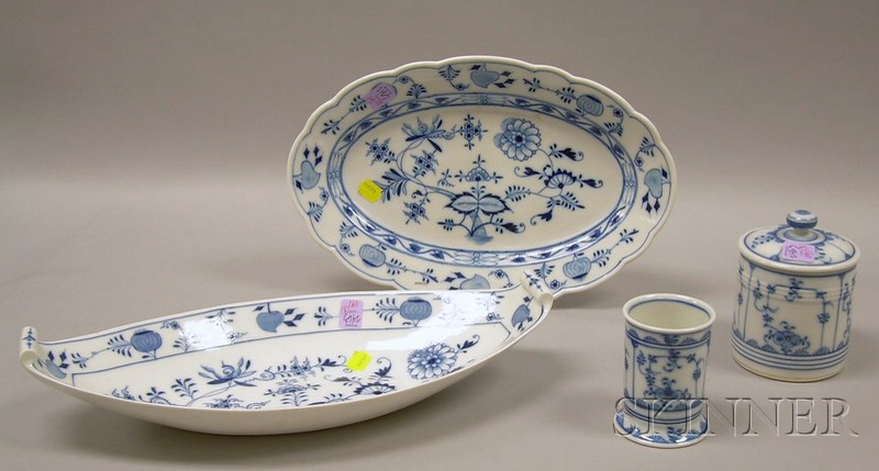 Appraisal: Four Pieces of Meissen-type Blue and White Porcelain Tableware a