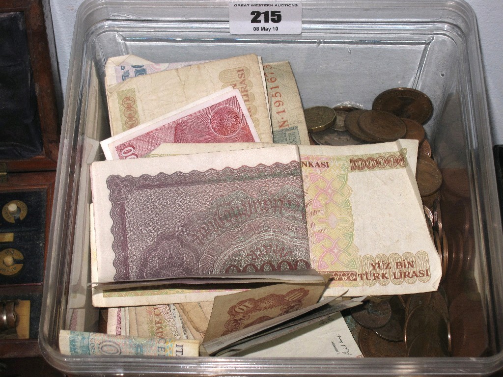 Appraisal: Box of assorted coins and banknotes