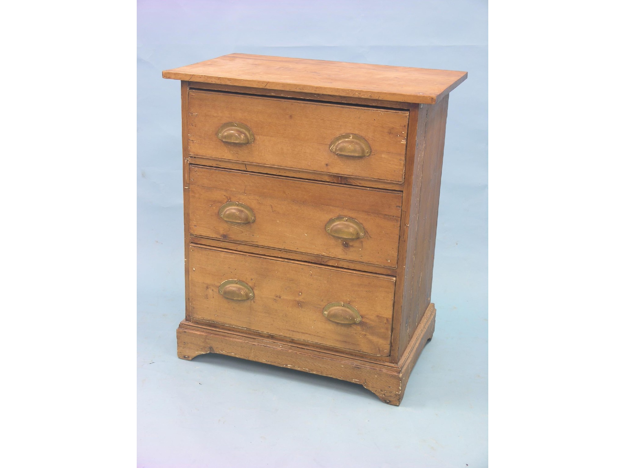 Appraisal: A Victorian stripped pine chest three drawers ft in