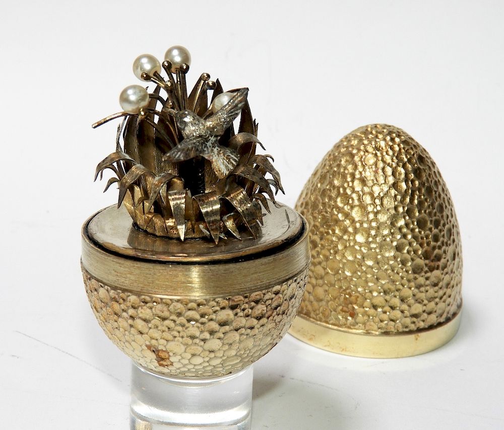 Appraisal: Stuart Devlin Gilt Sterling Silver Surprise Egg Stuart Devlin England