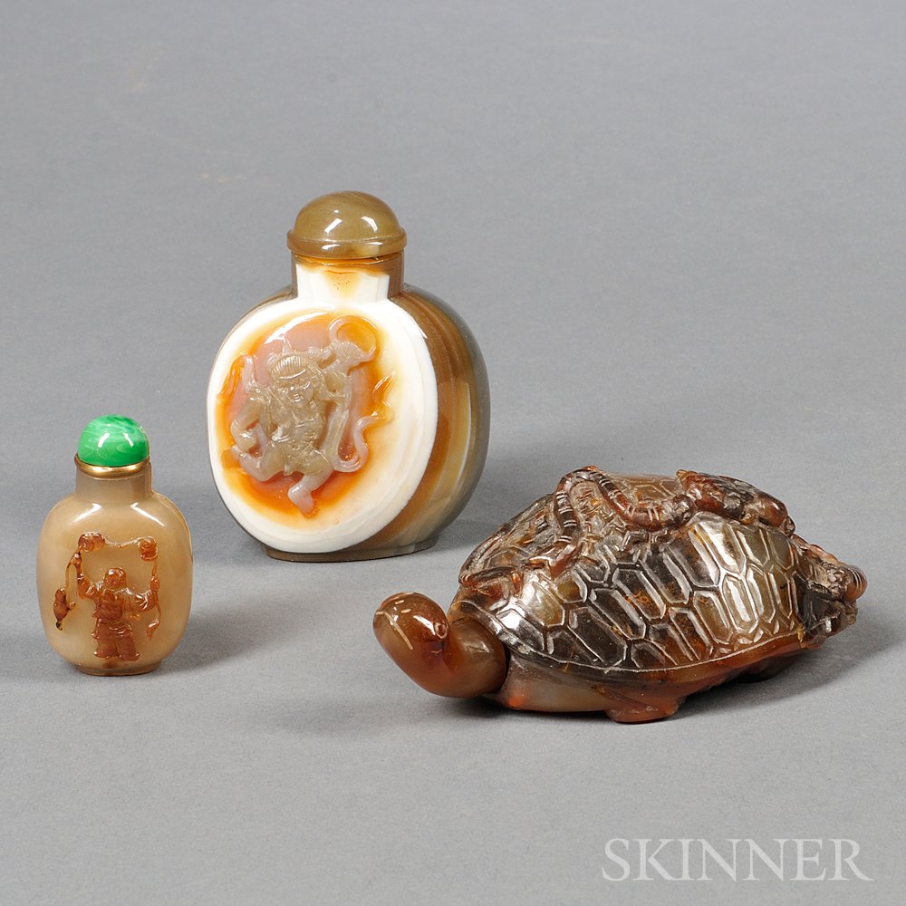 Appraisal: Three Agate Snuff Bottles China a brown snuff in the