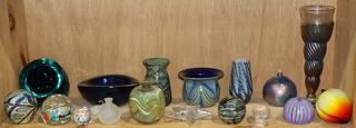 Appraisal: lot of Collection of art glass table articles lot of