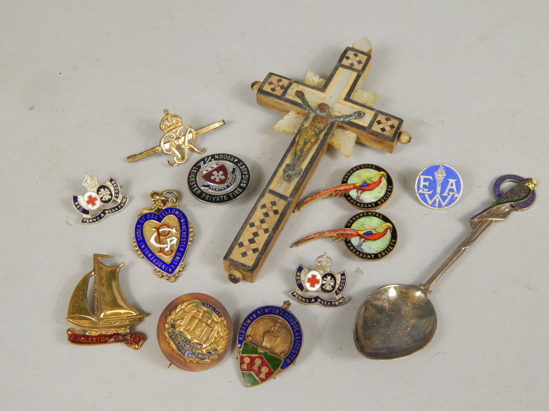 Appraisal: Various bygones collectables badges mother of pearl and ebonised crucifix