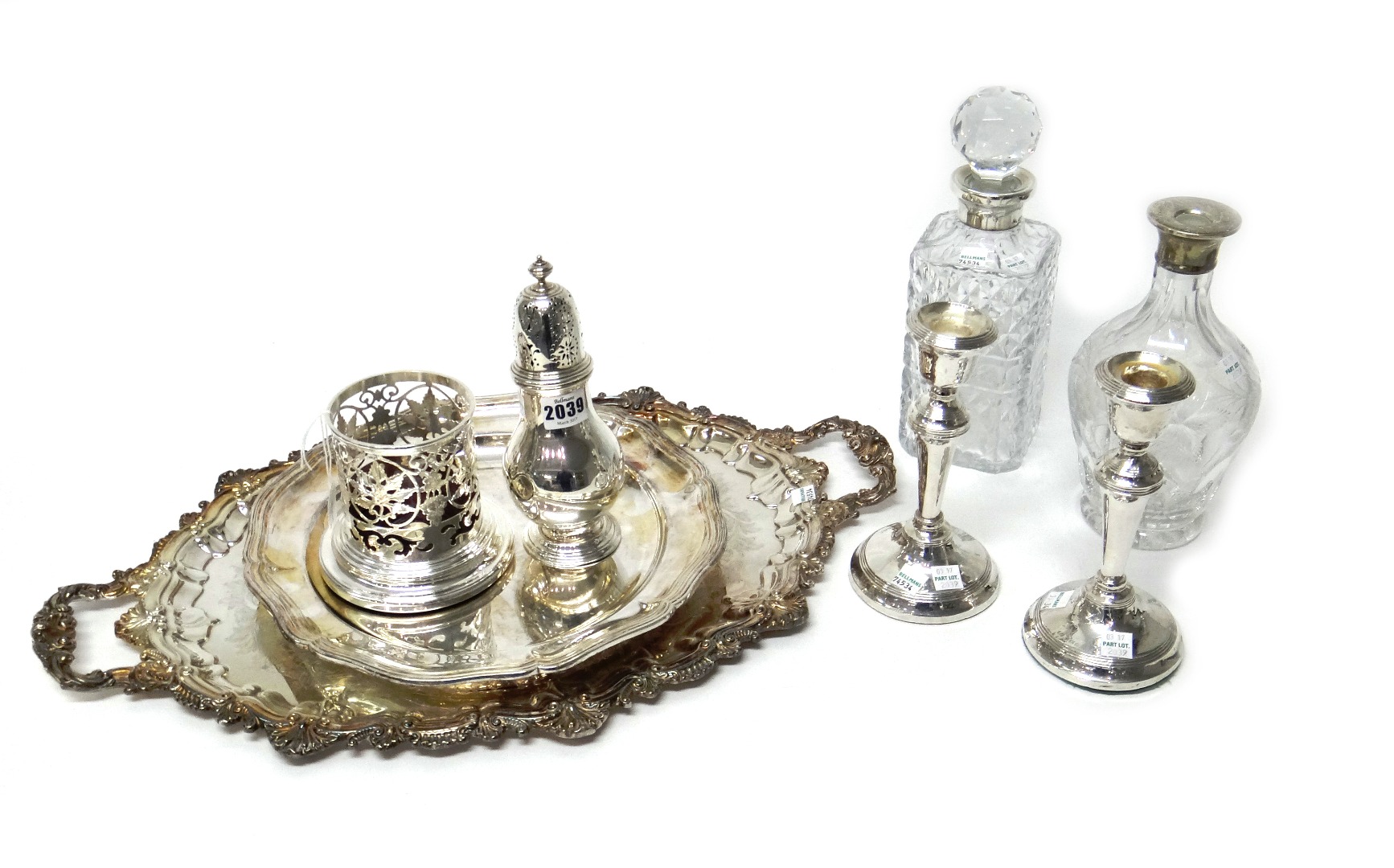 Appraisal: A silver sugar caster of baluster form London weight gms