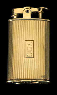 Appraisal: Gold Ronson DeLight lighter kt yellow gold rectangular with ribbed