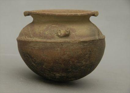 Appraisal: Nicoya Pre-Columbian Pottery Jar in x in diam