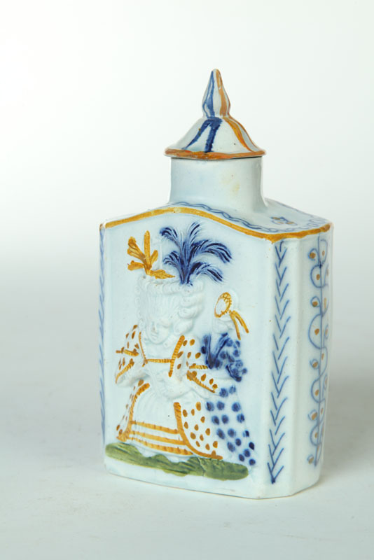 Appraisal: TEA CADDY English late th-early th century pearlware Molded caddy