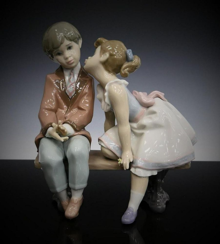 Appraisal: LLADRO TEN AND GROWING Designed by Francisco Polope Issued in