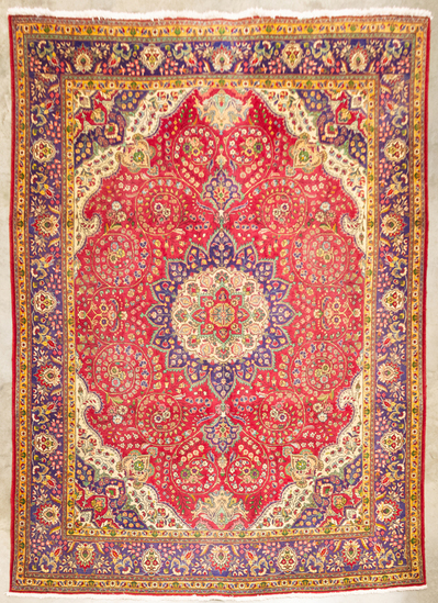 Appraisal: A large room size multi-color all wool Oriental Rug measuring