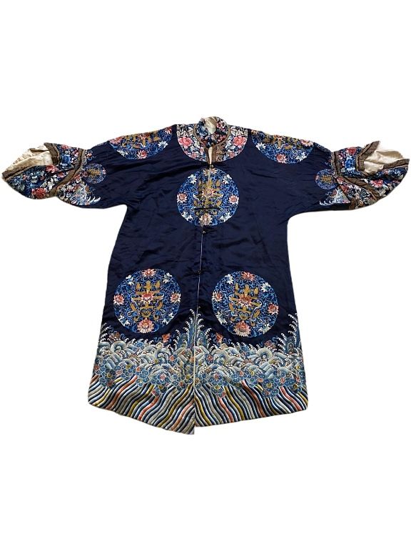 Appraisal: Late th Century Chinese Silk Dragon Robe Late th Century