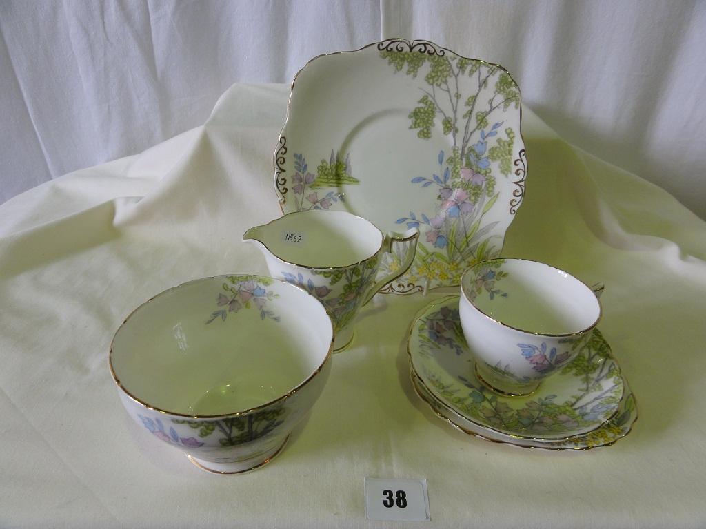 Appraisal: A collection of Wellington China teawares with printed and infilled