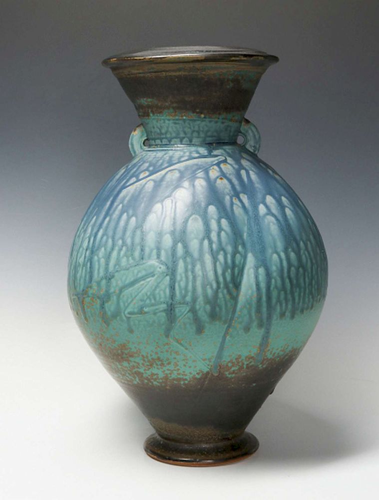 Appraisal: A LARGE STEVEN HILL STUDIO POTTERY VASE W HANDLES The