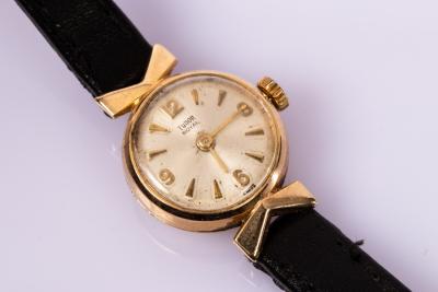 Appraisal: A lady's ct gold cased Tudor cocktail wristwatch boxed and