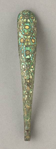 Appraisal: A bronze belt hook Eastern Zhou Period Cast with a