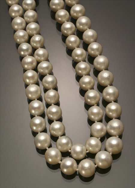 Appraisal: Matinee Length Cultured Pearl Necklace Knotted The single strand having