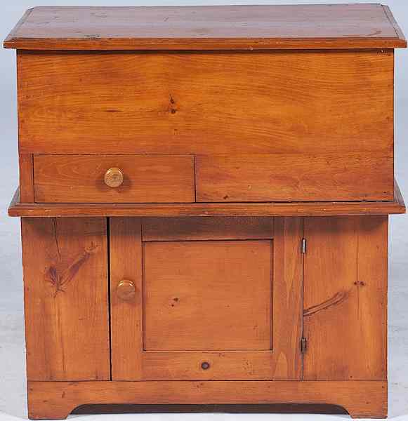 Appraisal: Pine Dough Bin American th century a dough bin in