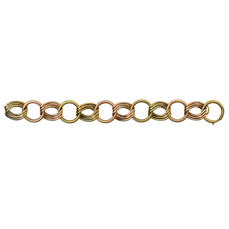 Appraisal: K BICOLOR LINK BRACELET Wire curb links alternated with hollow