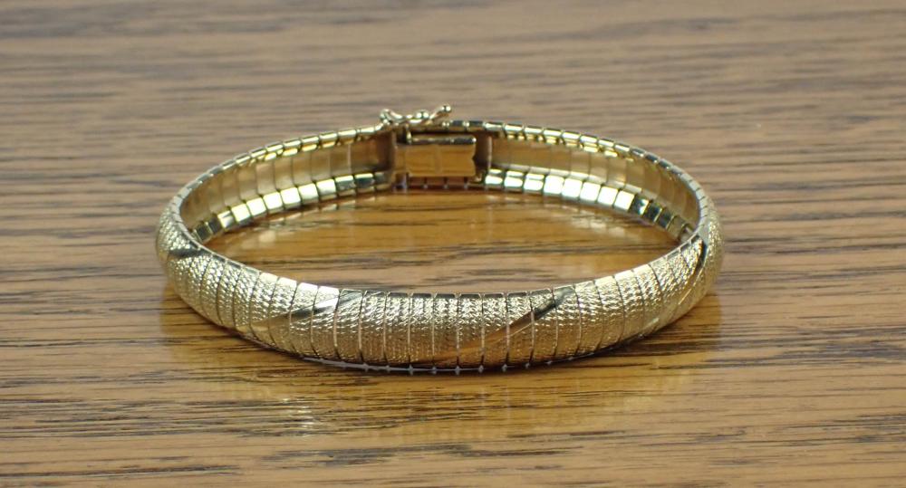 Appraisal: ITALIAN MADE FOURTEEN KARAT GOLD BRACELET The - flexible k