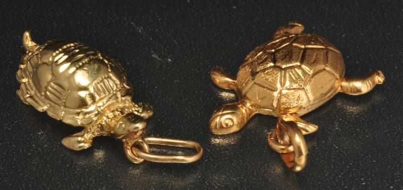 Appraisal: Lot of K Y Gold Turtle Charms Description Weight dwt