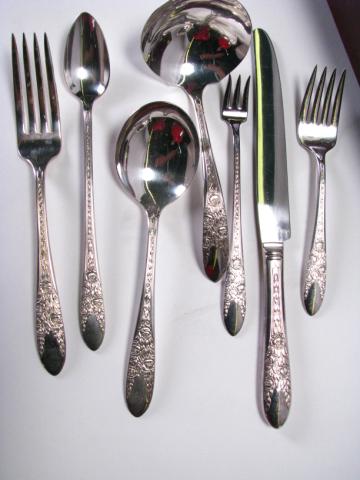 Appraisal: Set of silverplate flatware with case National Silver Company