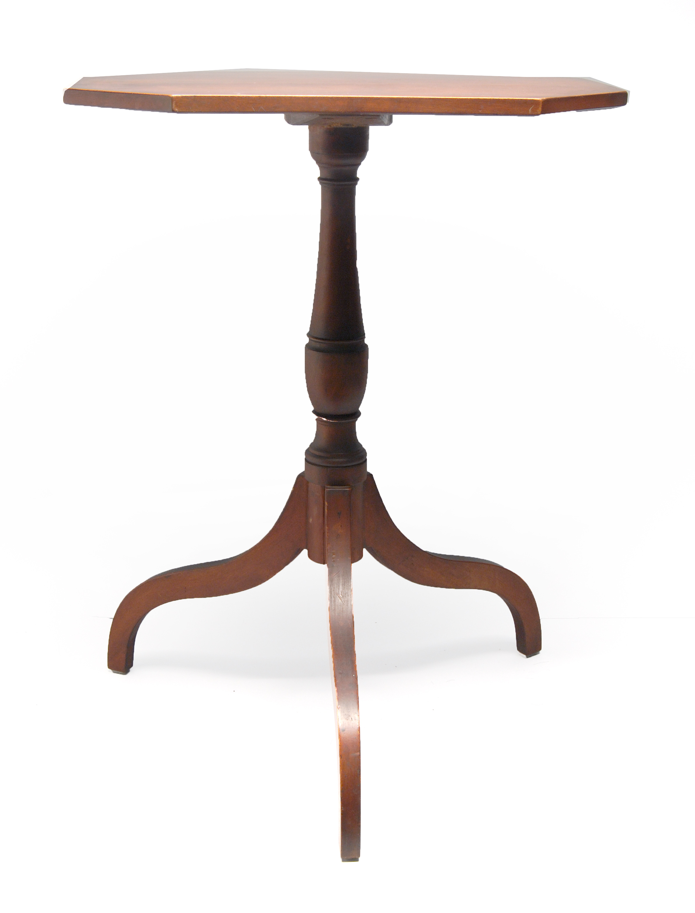 Appraisal: HEPPLEWHITE-STYLE CANDLESTAND in cherry with octagonal top and spider legs