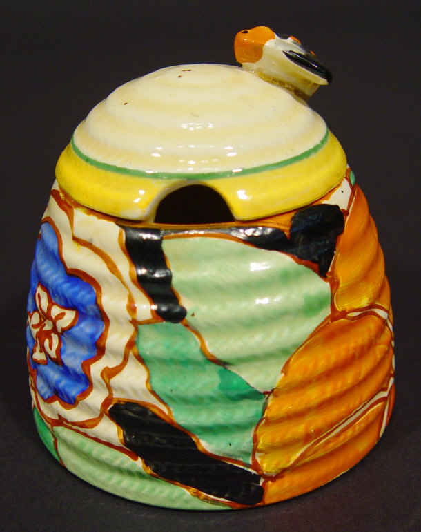 Appraisal: Clarice Cliff Bizarre Fantasque beehive preserve pot and cover with