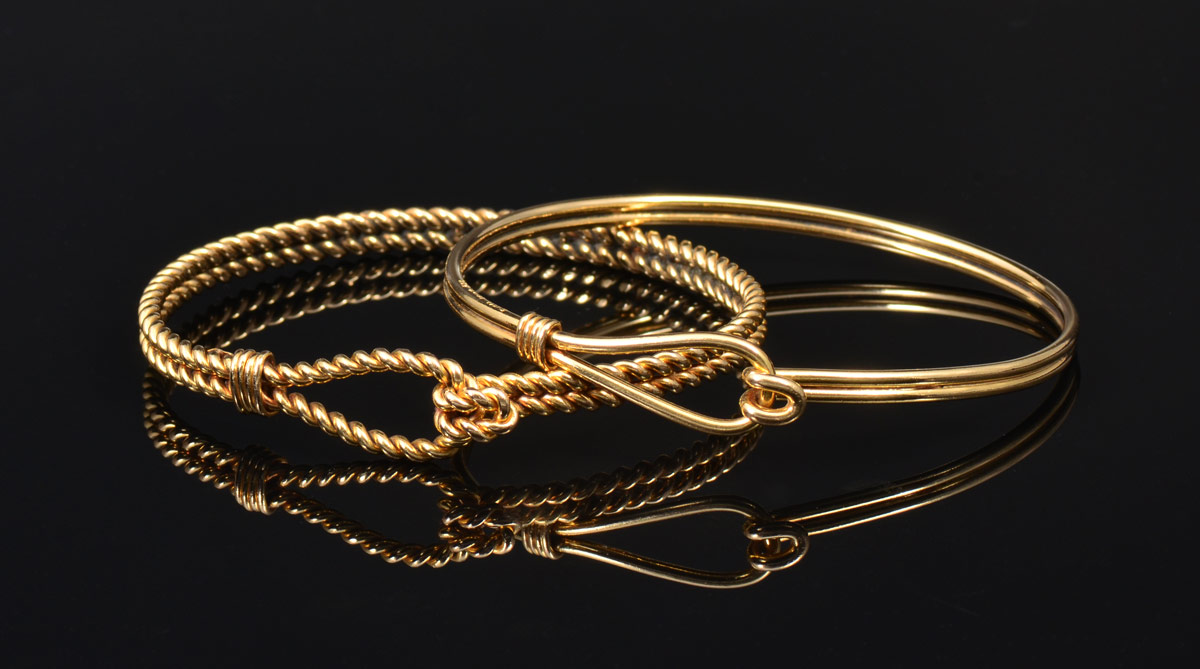 Appraisal: TWO GUCCI K GOLD BRACELETS Ca 's One bracelet in