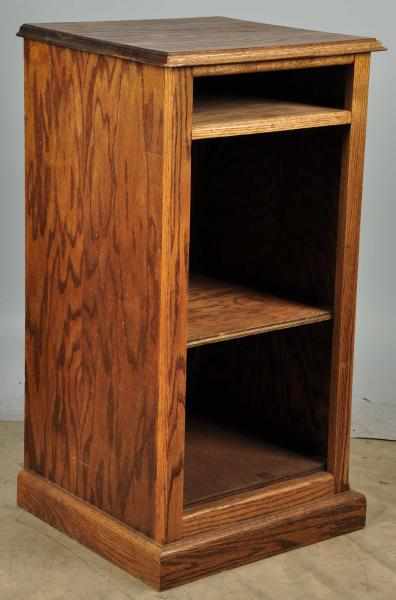 Appraisal: Oak Slot Machine Stand Description Missing front door Condition Excellent