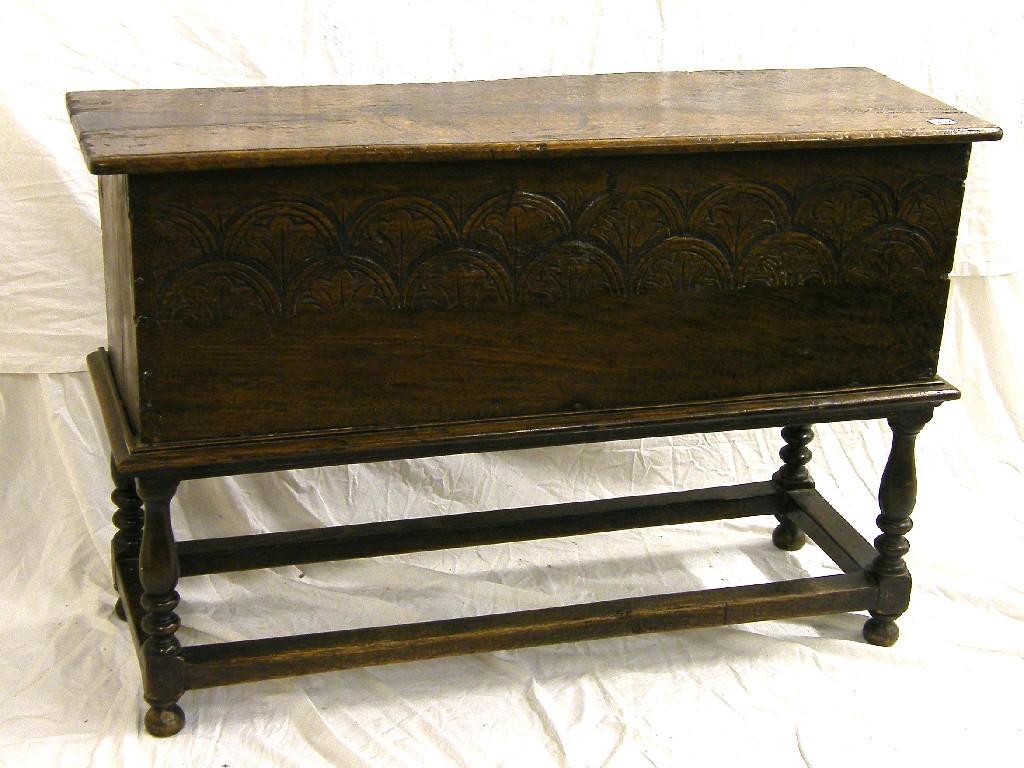 Appraisal: Small th century plank oak coffer the hinged lid with