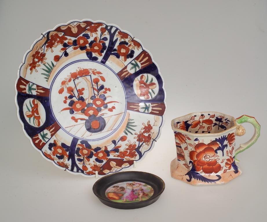 Appraisal: JAPANESE IMARI CHARGER c of circular form characteristically painted with