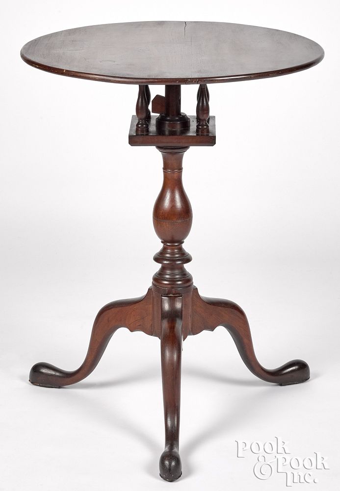 Appraisal: Pennsylvania Queen Anne walnut candlestand Pennsylvania Queen Anne walnut candlestand