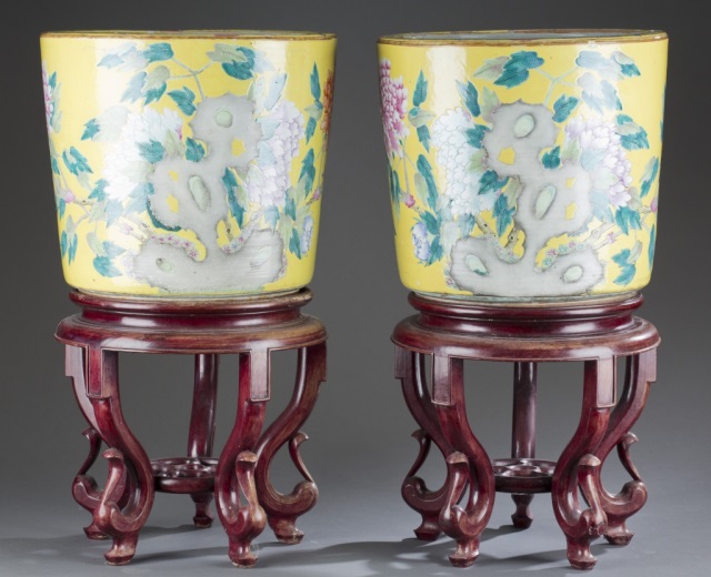 Appraisal: Pair of Qing Dynasty Porcelain Jardinieres Chai Ching Period -