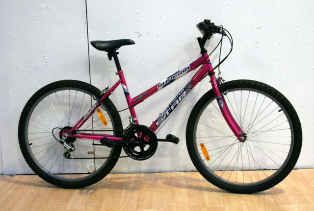 Appraisal: A pink Southern Star 'Superia' mountain bike