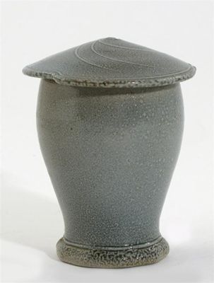 Appraisal: Walter Keeler b A salt-glazed stoneware ginger jar and cover