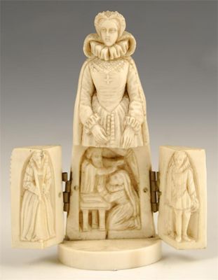 Appraisal: A French carved ivory triptych figure of Mary Queen of