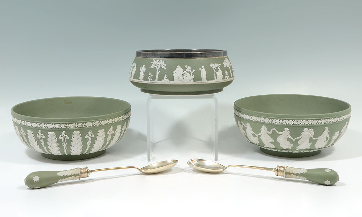 Appraisal: WEDGWOOD GREEN JASPERWARE SERVING BOWLS Each with a sage green