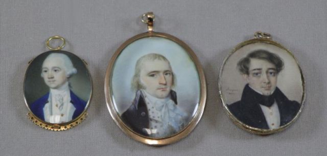 Appraisal: Portrait Miniatures of Gentlemen on Bone Ivory Gentleman in blue