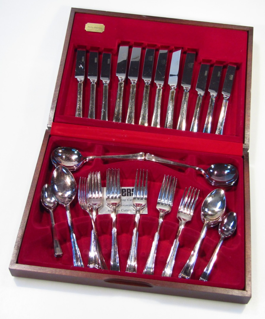 Appraisal: A modern Viners Harley Elegance part plated canteen of cutlery