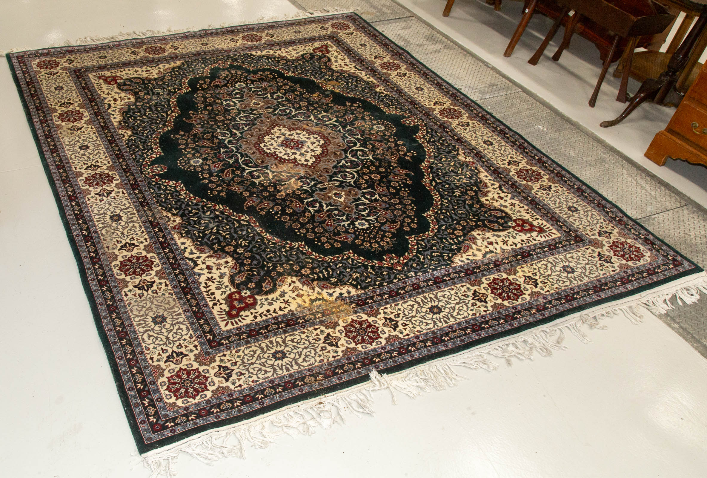 Appraisal: FINE PAK PERSIAN RUG PAKISTAN X Hand-knotted wool pile